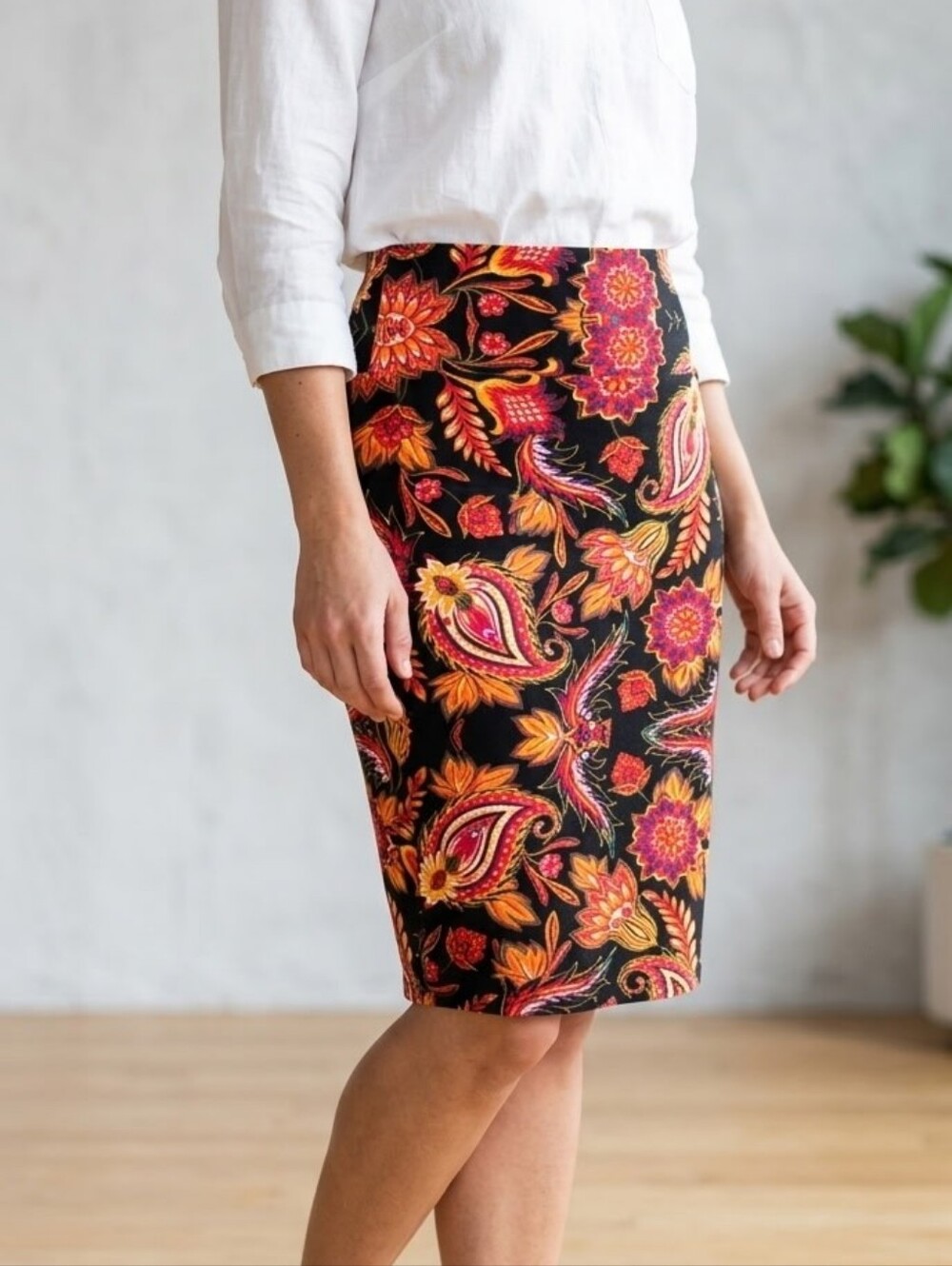 LuLaRoe Floral Bodycon Pencil Skirt Women’s S Black Stretch Pull On